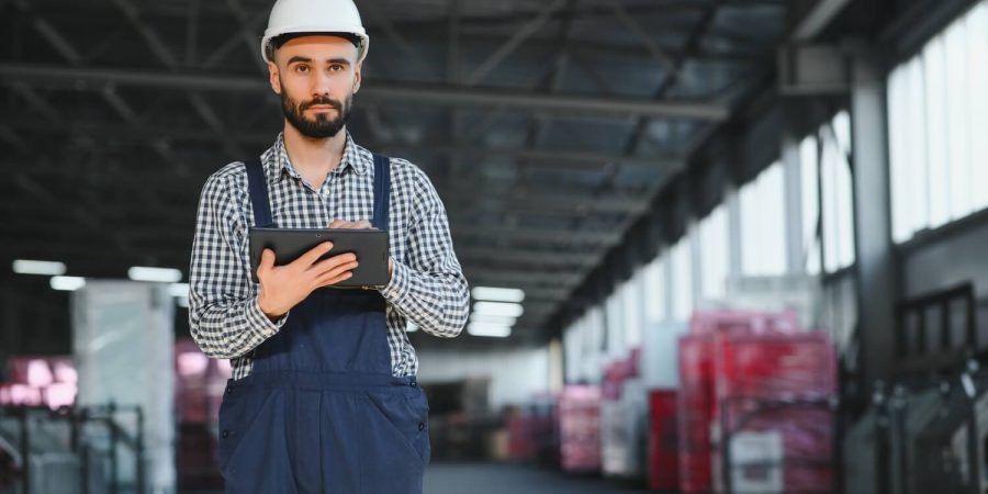 warehouse-worker-guy-in-warehouse-worker-uniform-2023-10-16-22-45-43-utc (1)